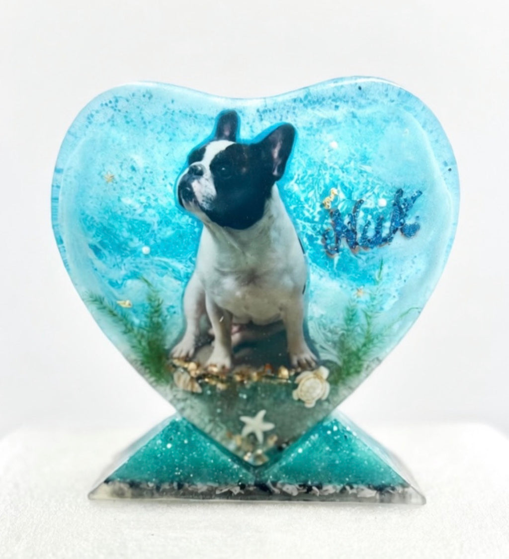 Corazón de resina azul personalizado con la fotografía de Nix