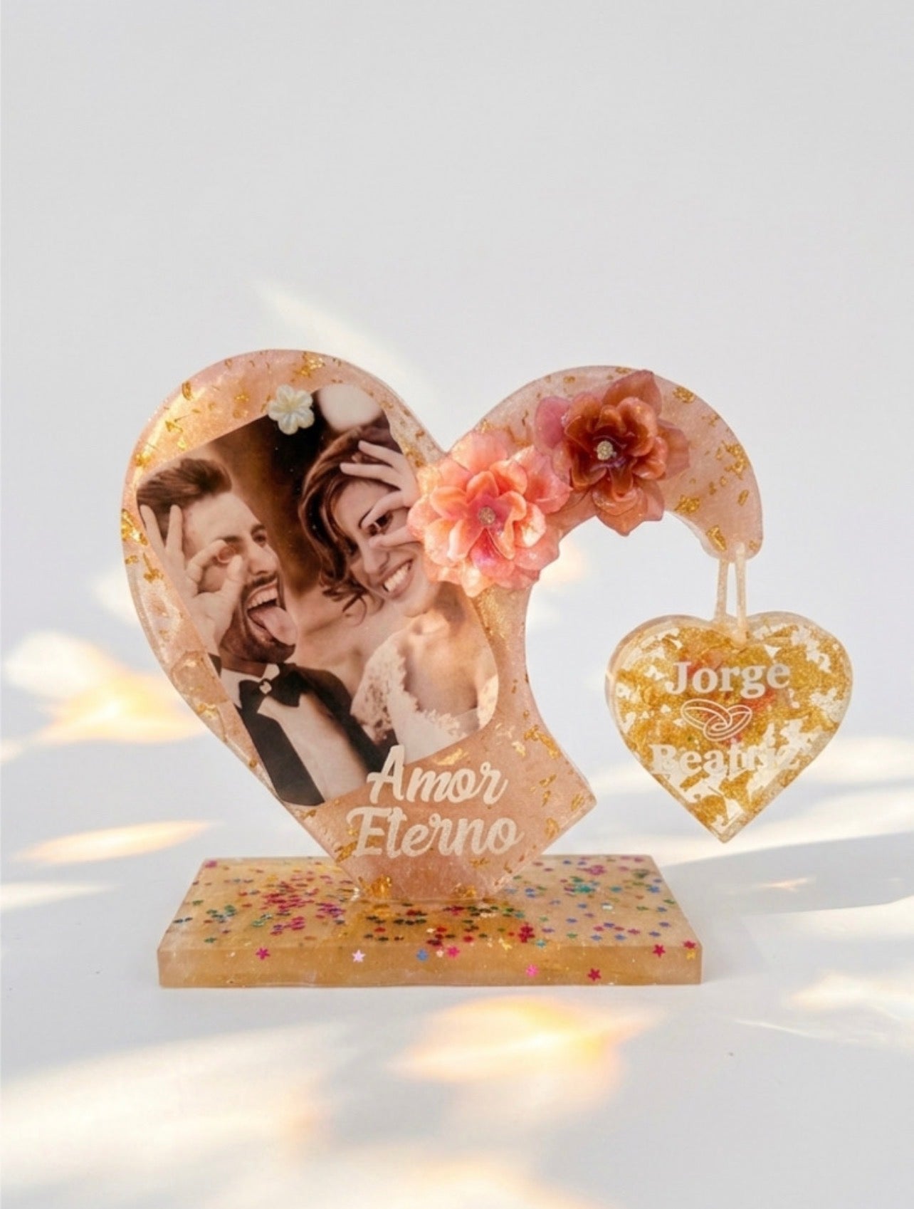 Doble corazón personalizado con la fotografía de los novios